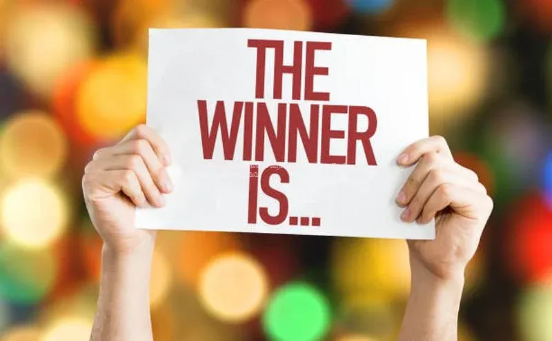 k8凯发官网登录入口慧博云通Cheering for Football Players: Celebrating the Sporting Spirit in English